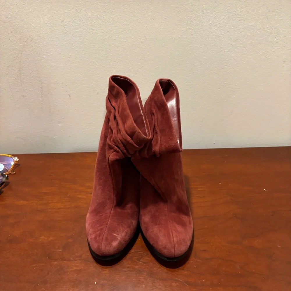 Aldo Women's Pull On Suede Scrunched Stiletto Ankle Booties Burgundy Size 8